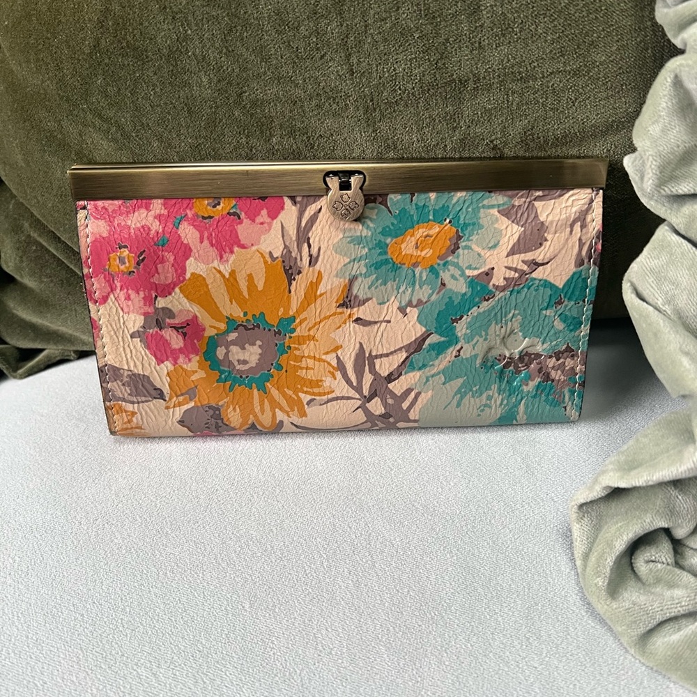 Floral Clutch Bag - Multicolor